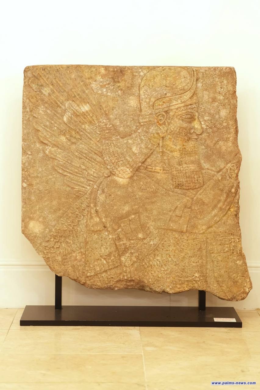 العراق يفتتح مركزاً ثقافياً ويستلم لوحًا أثريًا يعود للعصر الآشوري